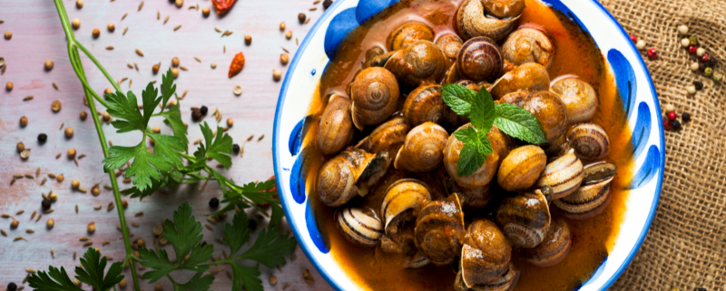 caracoles en salsa